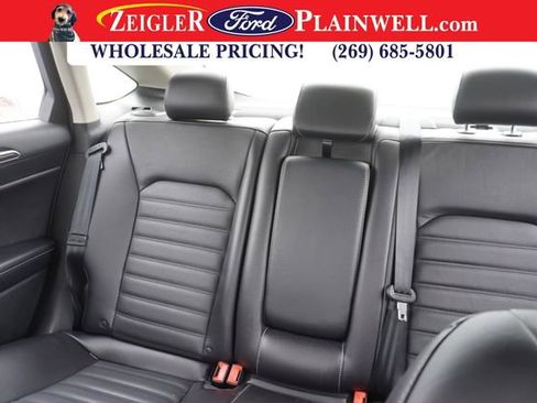 Used 2017 Ford Fusion Energi SE image 20