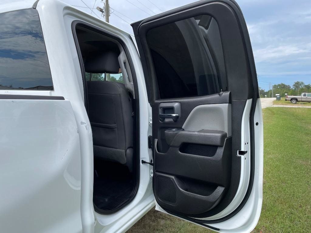 Used 2019 Chevrolet Silverado 2500 W/T w/ WT Convenience Package AWD/4WD image 17