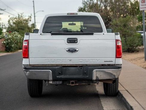 Used 2015 Ford F250 XLT w/ Advanced Security Group image 4