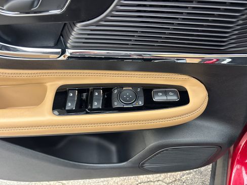 Certified 2022 Lincoln Corsair Reserve w/ Equipment Group 201A image 13