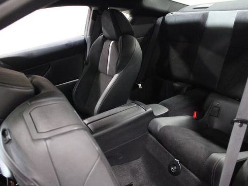 Used 2024 Toyota GR86 Premium RWD image 17