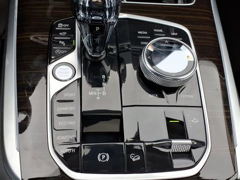 Used 2020 BMW X7 xDrive40i w/ Cold Weather Package image 20