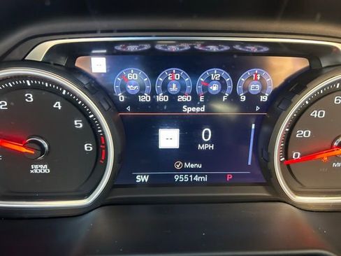 Used 2021 Chevrolet Tahoe Premier w/ Premium Package RWD image 13
