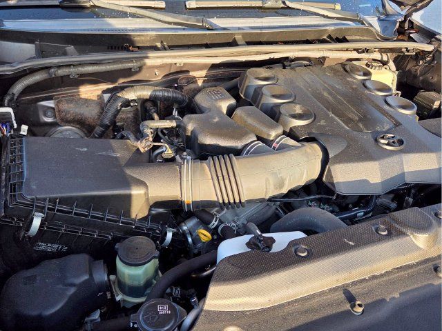 Used 2022 Toyota 4Runner SR5 Premium w/ Moonroof Package AWD/4WD image 24