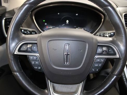 Used 2020 Lincoln Nautilus Reserve w/ Equipment Group 201A image 36