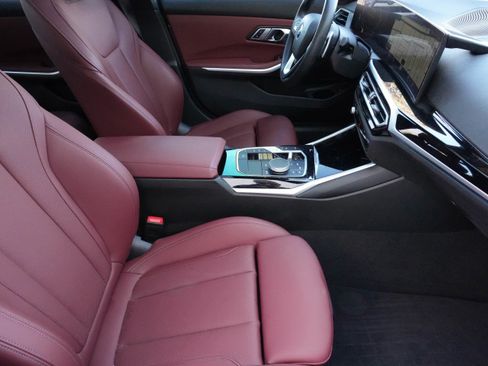 Certified 2023 BMW 330i xDrive Sedan w/ Driving Assistance Package image 13