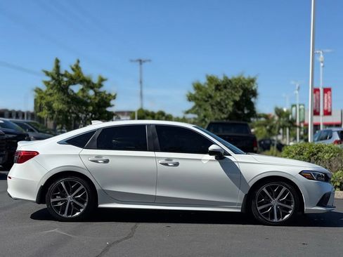 Used 2024 Honda Civic Touring image 6