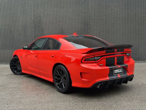 Used 2016 Dodge Charger SRT Hellcat w/ Harman/Kardon Audio Group RWD image 5
