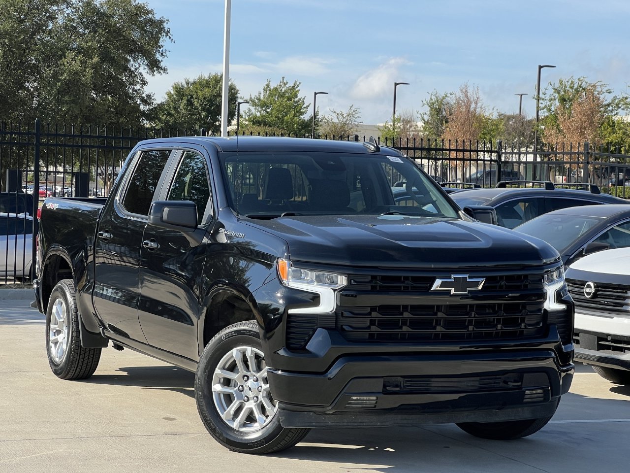 Used 2026 Chevrolet Silverado 1500 RST AWD/4WD image 2