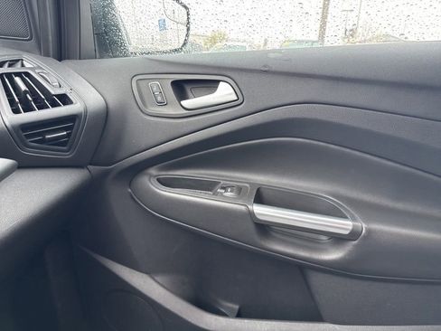 Used 2014 Ford Escape SE w/ Equipment Group 201A FWD image 13
