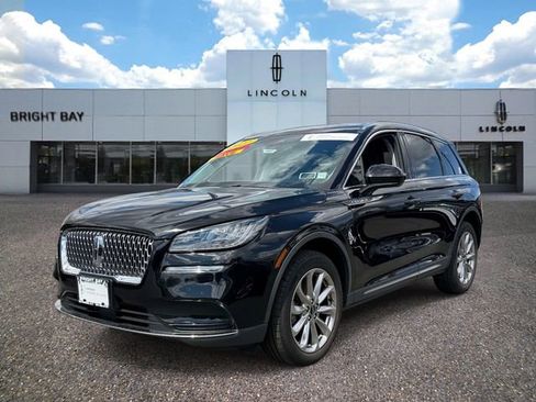 Certified 2022 Lincoln Corsair AWD w/ Premium Package image 2