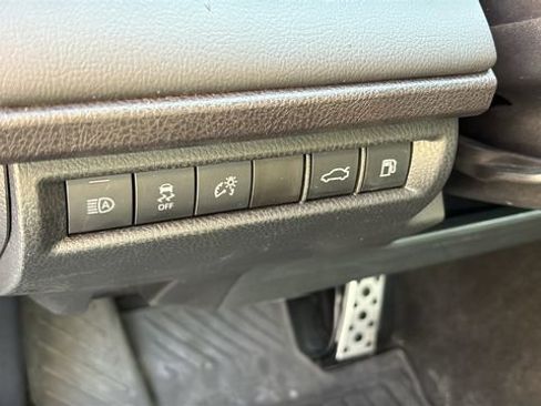 Used 2025 Toyota Camry XSE FWD image 16
