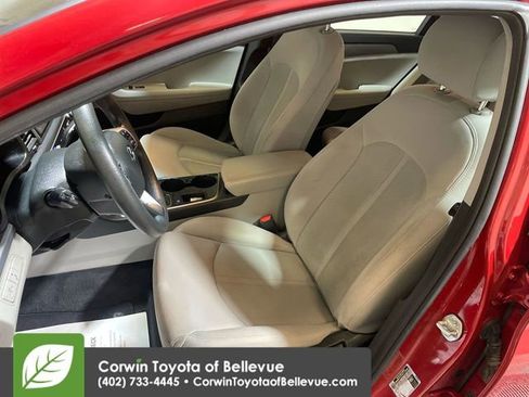 Used 2018 Hyundai Sonata SE image 15