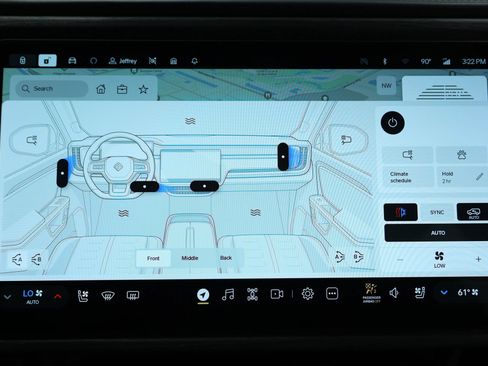 Used 2024 Rivian R1S Adventure AWD/4WD image 32