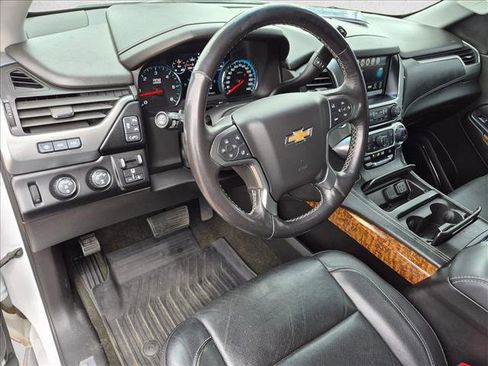 Used 2018 Chevrolet Tahoe Premier AWD/4WD image 10