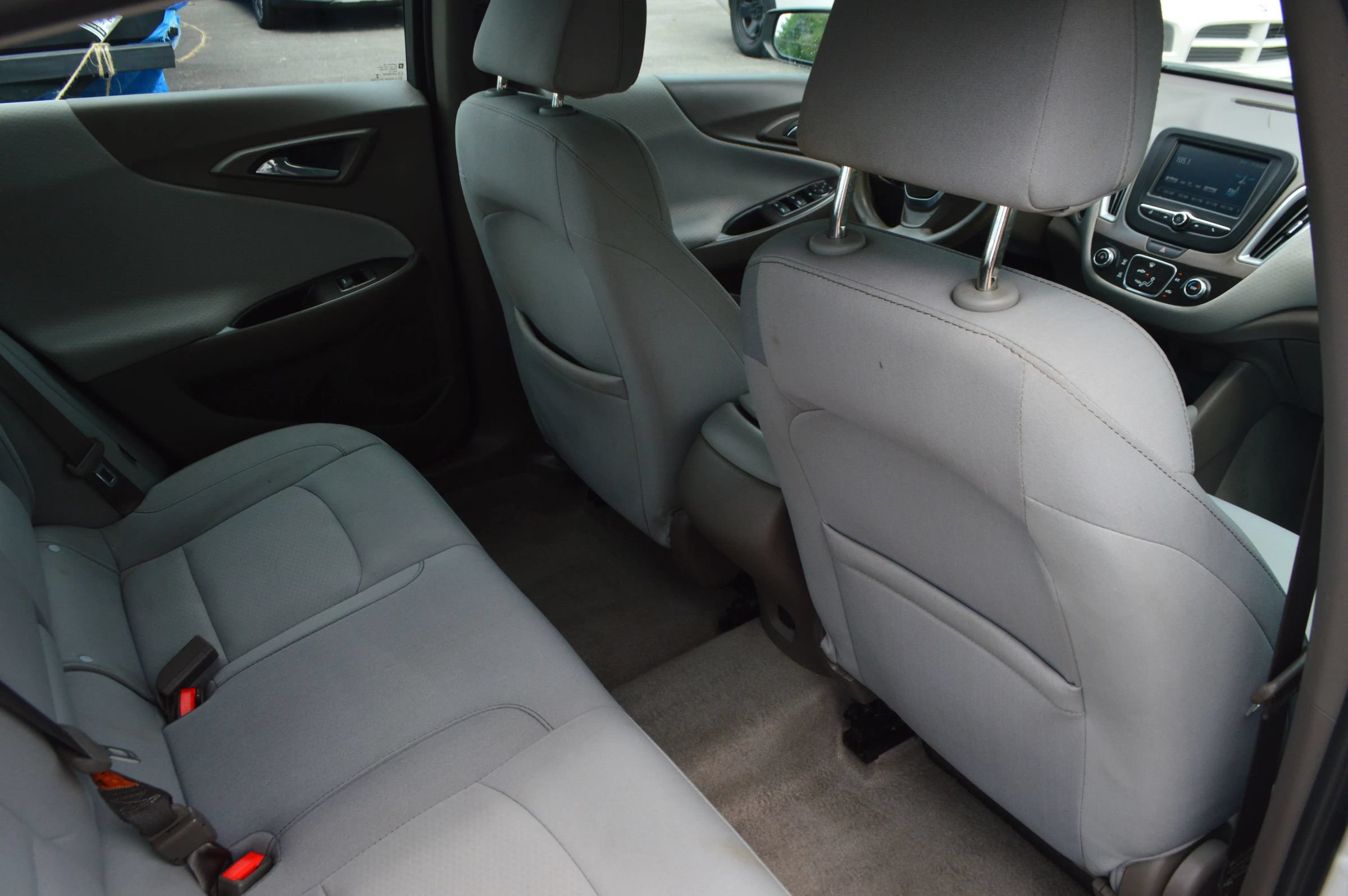 Used 2017 Chevrolet Malibu LS FWD image 25