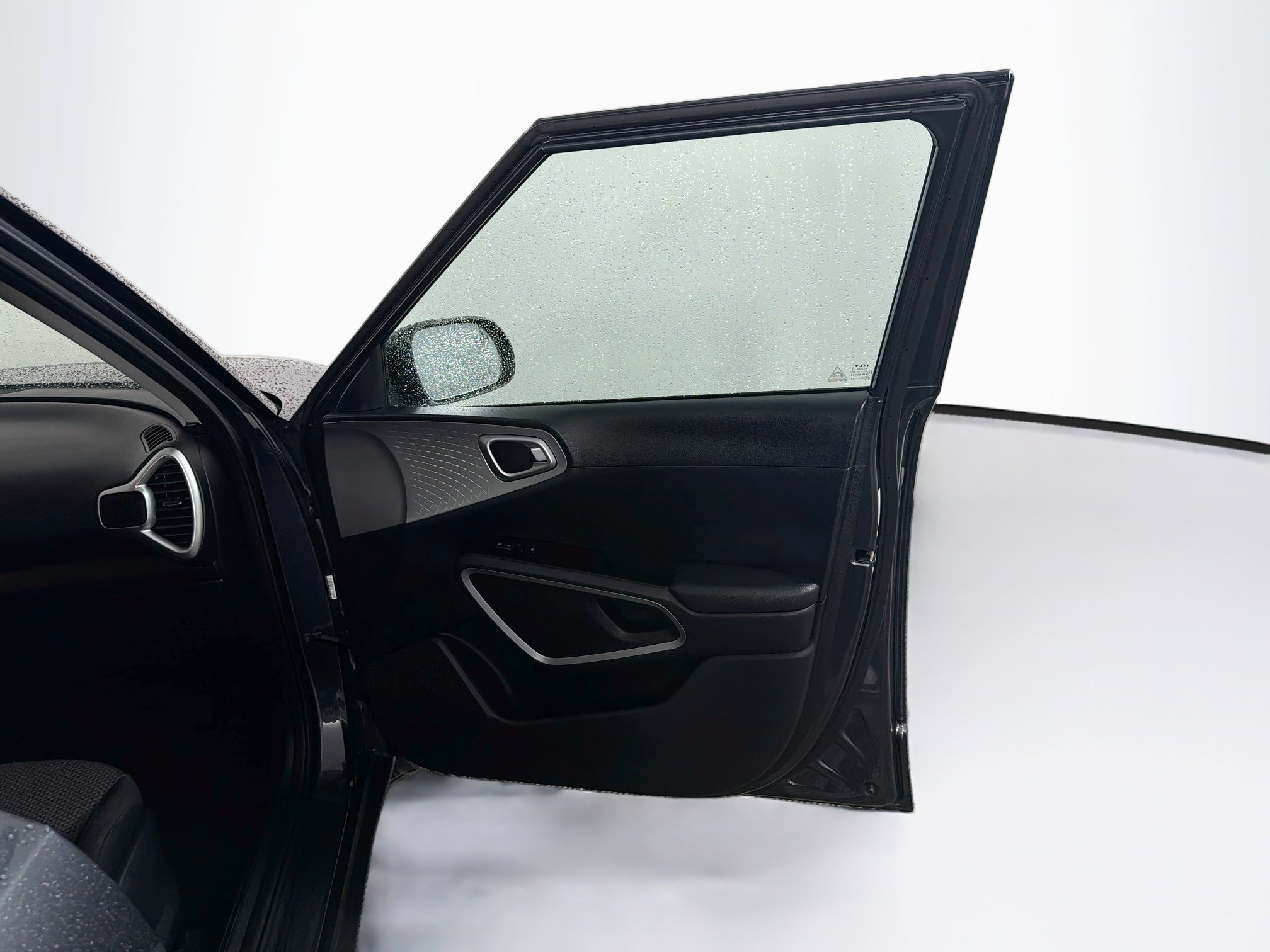 Used 2024 Kia Soul LX w/ Option Group 015 FWD image 31