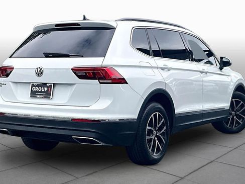 Used 2021 Volkswagen Tiguan SE FWD image 13