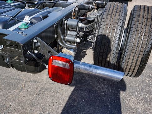 New 2025 Ford F350 XL image 9