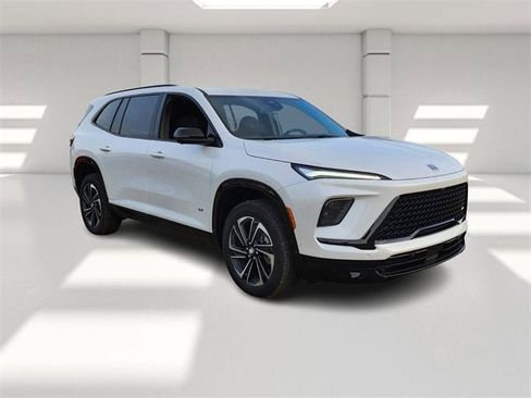 New 2025 Buick Enclave Sport Touring w/ Super Cruise Package image 7