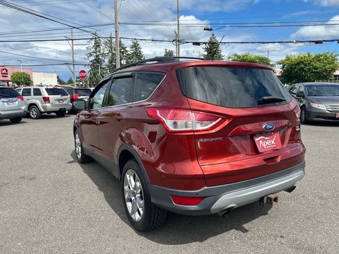 Used 2014 Ford Escape SE w/ Equipment Group 201A AWD/4WD image 9
