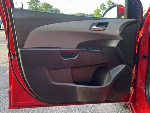 Used 2013 Chevrolet Sonic LT FWD image 8