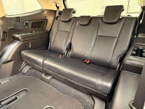 Used 2021 Subaru Ascent Touring w/ Popular Package #2A image 22