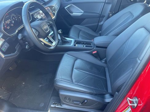 Used 2025 Audi Q3 2.0T Premium image 13