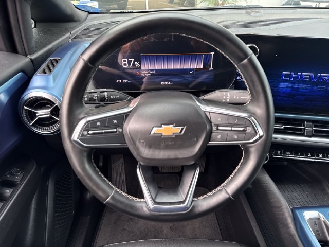 Used 2024 Chevrolet Equinox EV LT FWD image 15