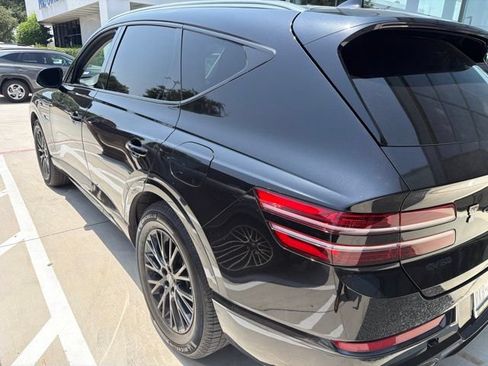 Used 2021 Genesis GV80 2.5T AWD/4WD image 3