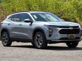 New 2026 Chevrolet Trax LT image 2