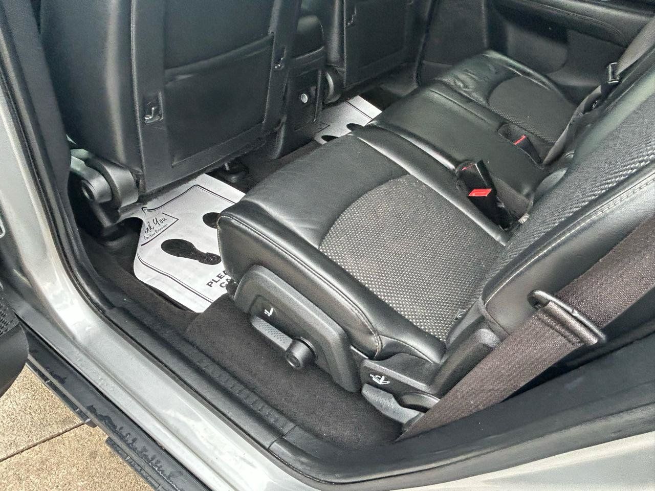 Used 2019 Dodge Journey Crossroad FWD image 9