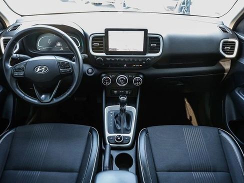 Certified 2023 Hyundai Venue Limited image 12