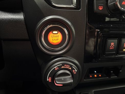 Used 2023 Nissan Titan PRO-4X w/ Pro-4x Convenience Package image 12