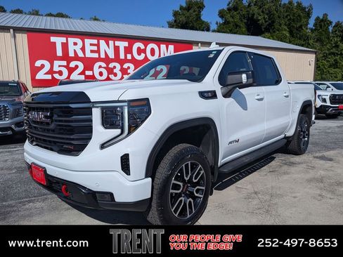 Certified 2025 GMC Sierra 1500 AT4 w/ AT4 Premium Package AWD/4WD image 1