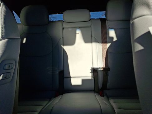 Used 2026 Genesis GV70 2.5T Advanced image 19