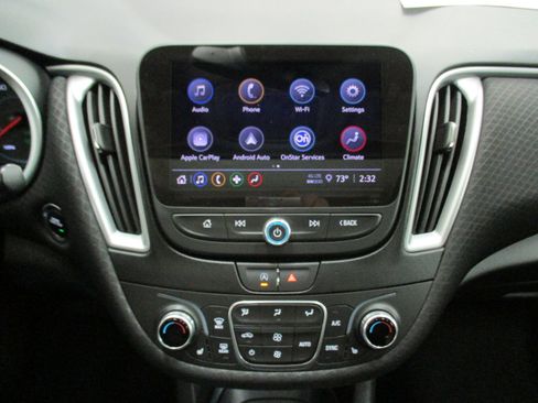 Used 2024 Chevrolet Malibu LT image 21