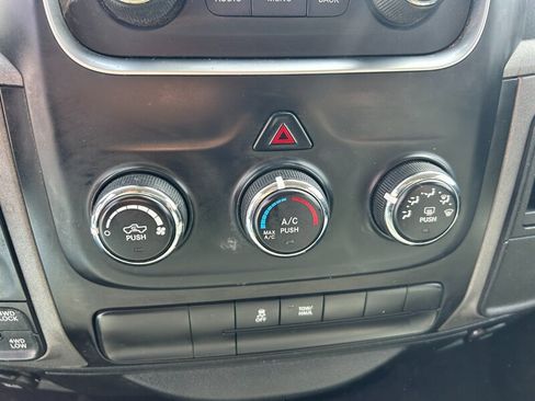 Used 2018 RAM 1500 Express image 14