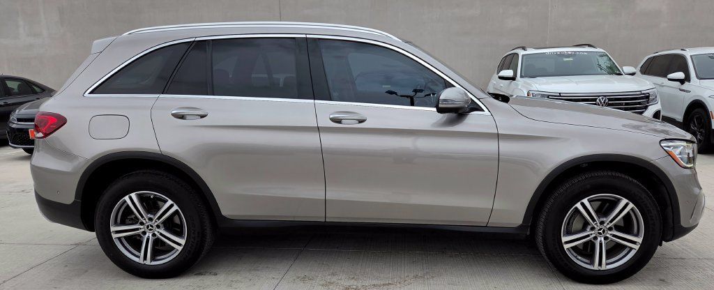Used 2022 Mercedes-Benz GLC 300 image 5