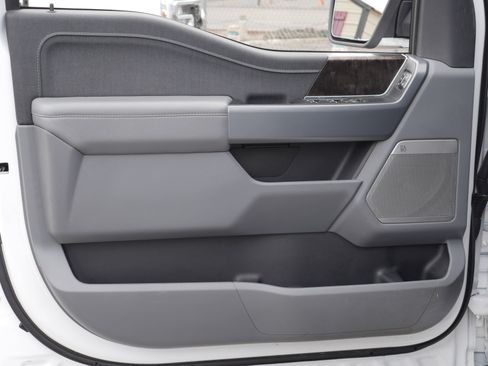 Certified 2023 Ford F150 Lariat image 38