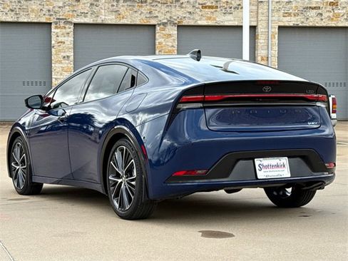 Used 2024 Toyota Prius Limited image 6