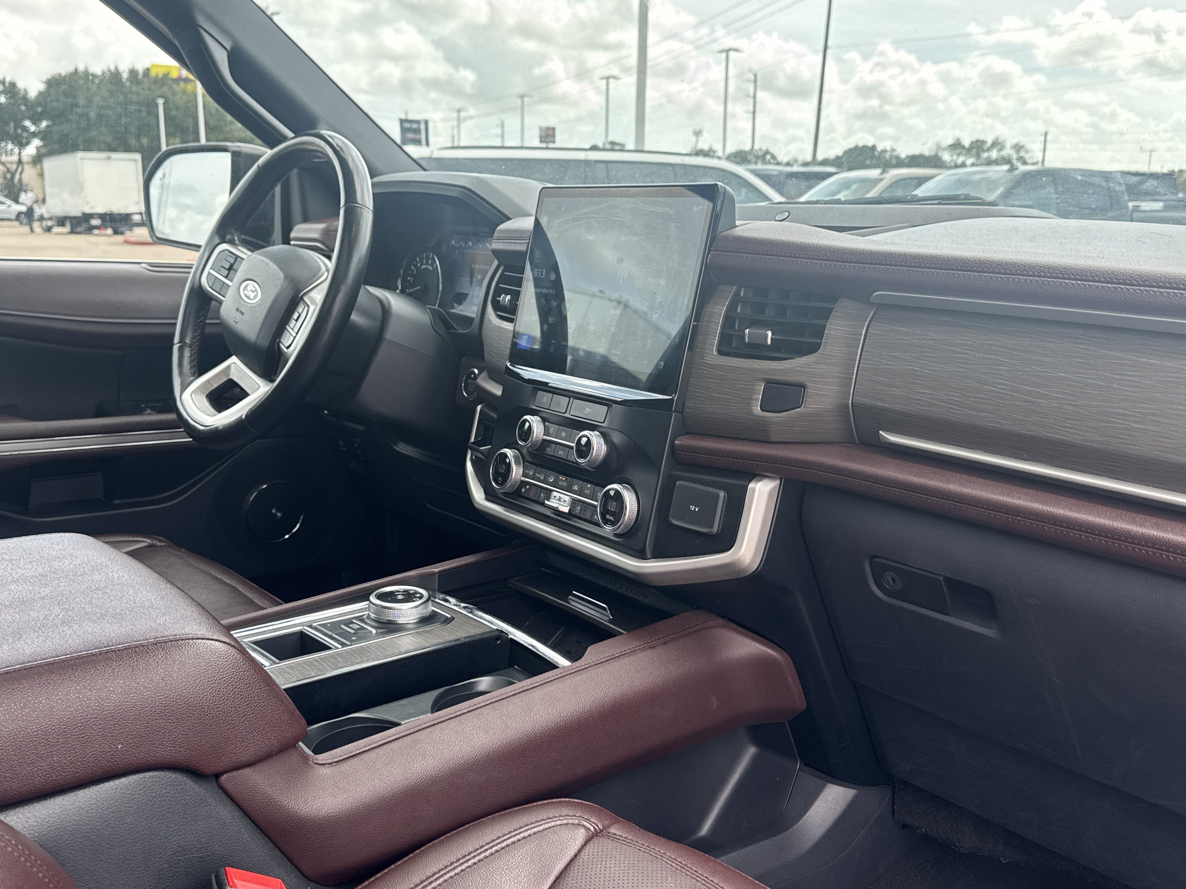 Used 2024 Ford Expedition Max Limited RWD image 14