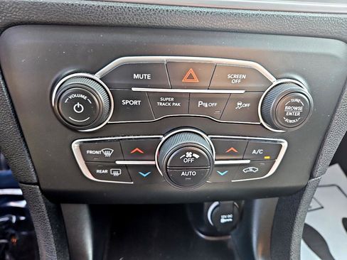 Used 2023 Dodge Charger GT image 25