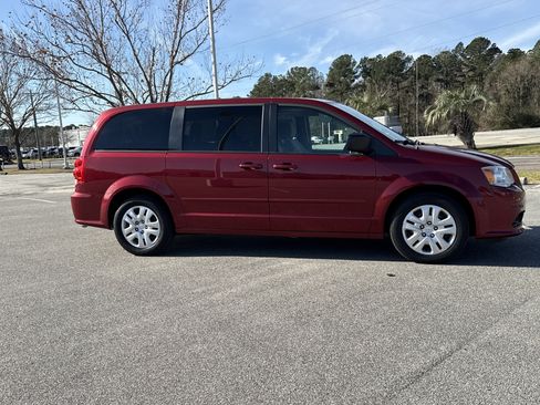 Used 2015 Dodge Grand Caravan SE w/ Quick Order Package 29E SE image 11