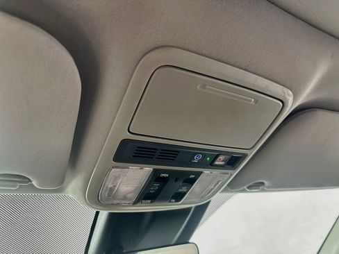 Used 2018 Honda Odyssey Elite image 35