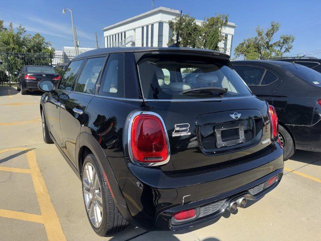 Used 2017 MINI Cooper S FWD image 4