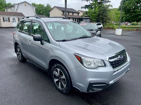 Used 2018 Subaru Forester 2.5i w/ Alloy Wheel Package AWD/4WD image 8