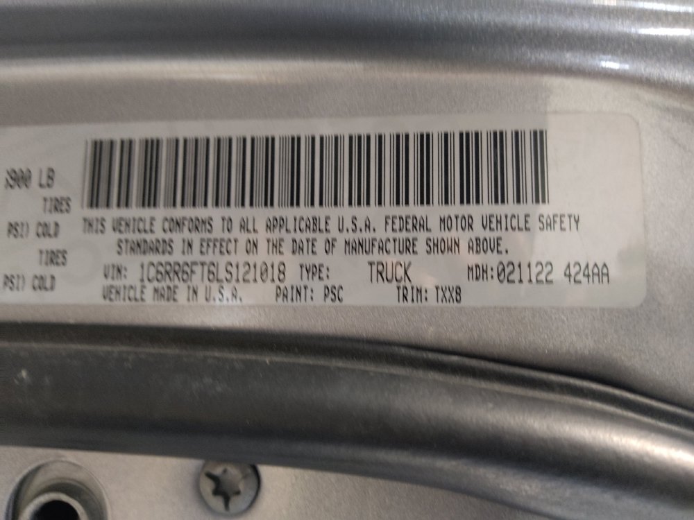 Used 2020 RAM 1500 Tradesman w/ Chrome Appearance Group RWD image 33