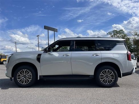 New 2026 Nissan Armada SL w/ Captain's Chari Seat Package image 3