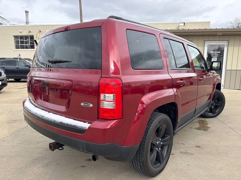 Used 2015 Jeep Patriot Sport w/ Power Value Group AWD/4WD image 7